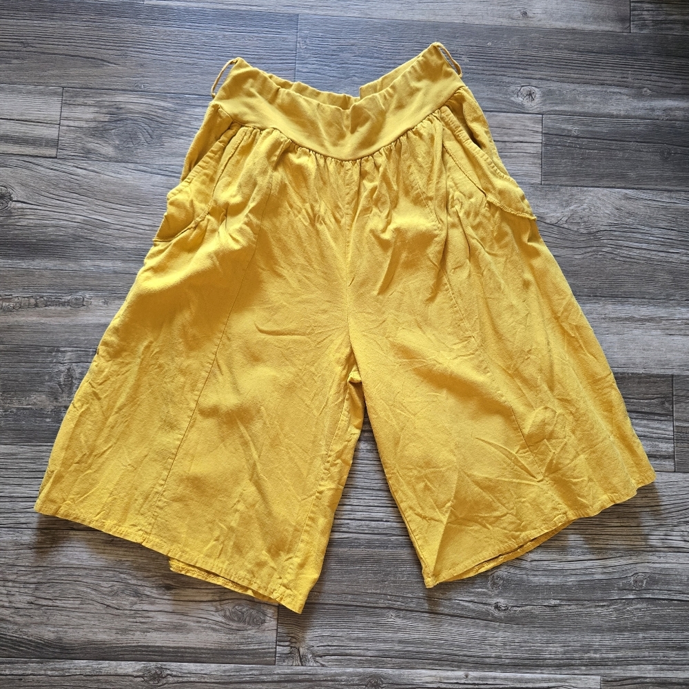 100% Linen Made In Italy Bermuda Shorts Mustard Yellow Vacation Resortwear OS
